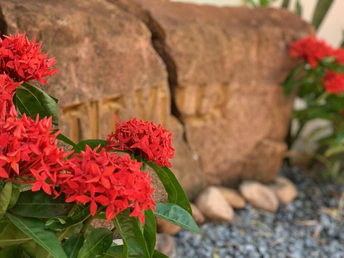 Petit Villa Boutique & Spa Siem Reap Exteriör bild